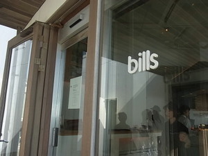 bills2.jpg